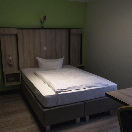 Schlueter Hotel & Restaurant Wankendorf Zewnętrze zdjęcie
